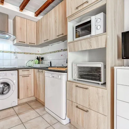 2 Bedroom Home For 6 펜션